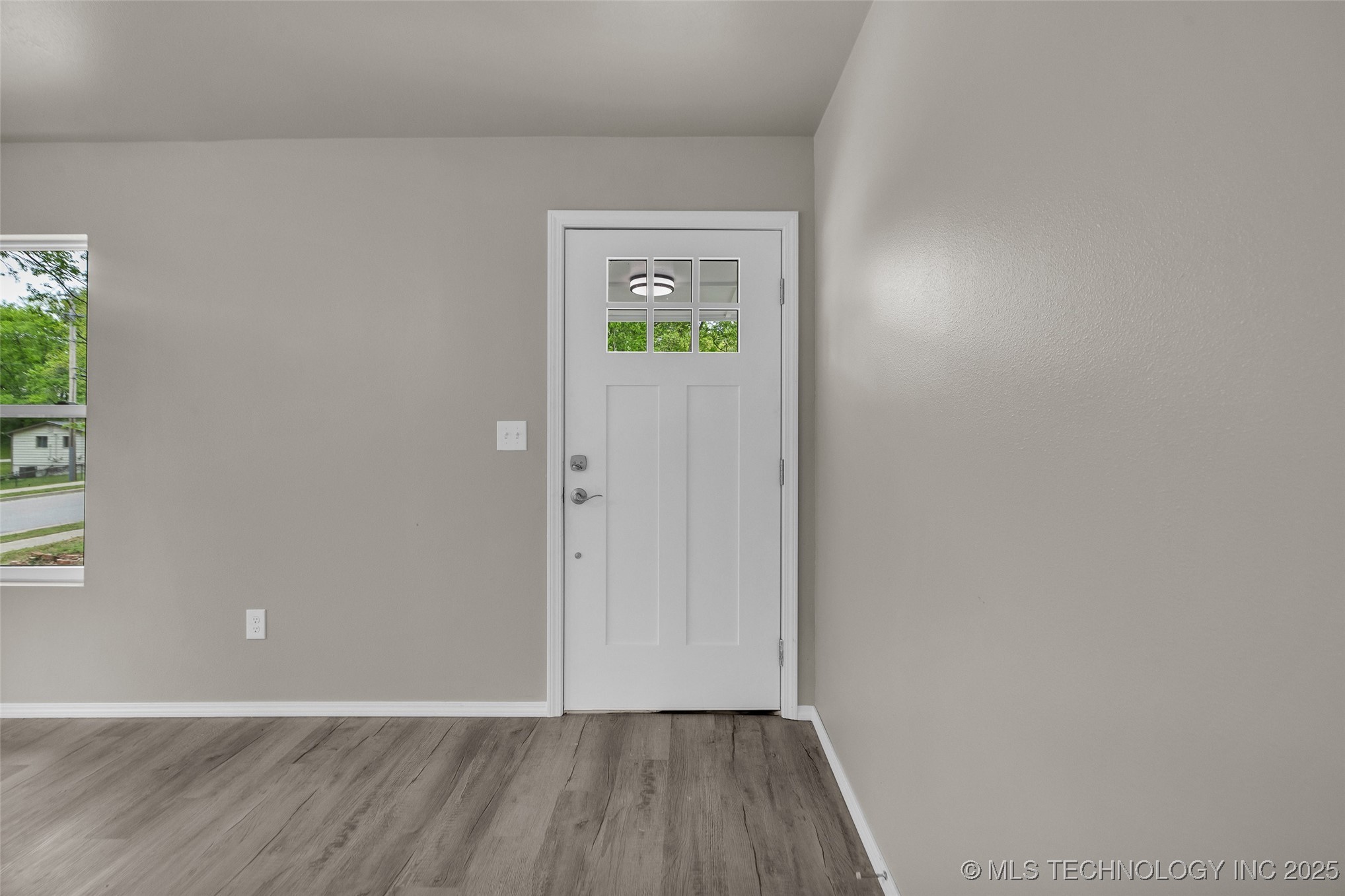 914 W Bryan Street