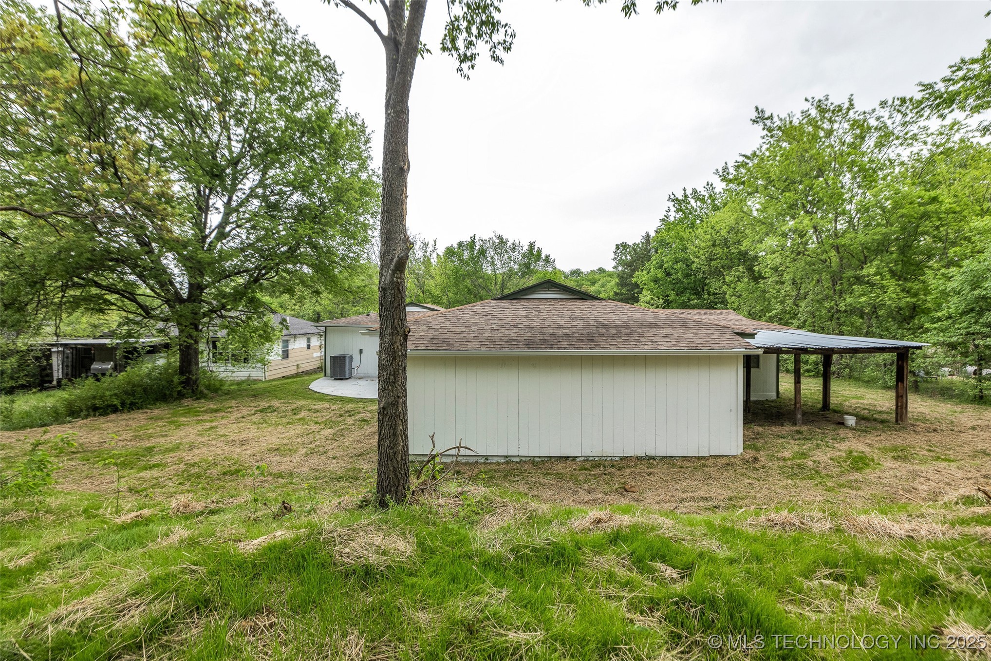 914 W Bryan Street