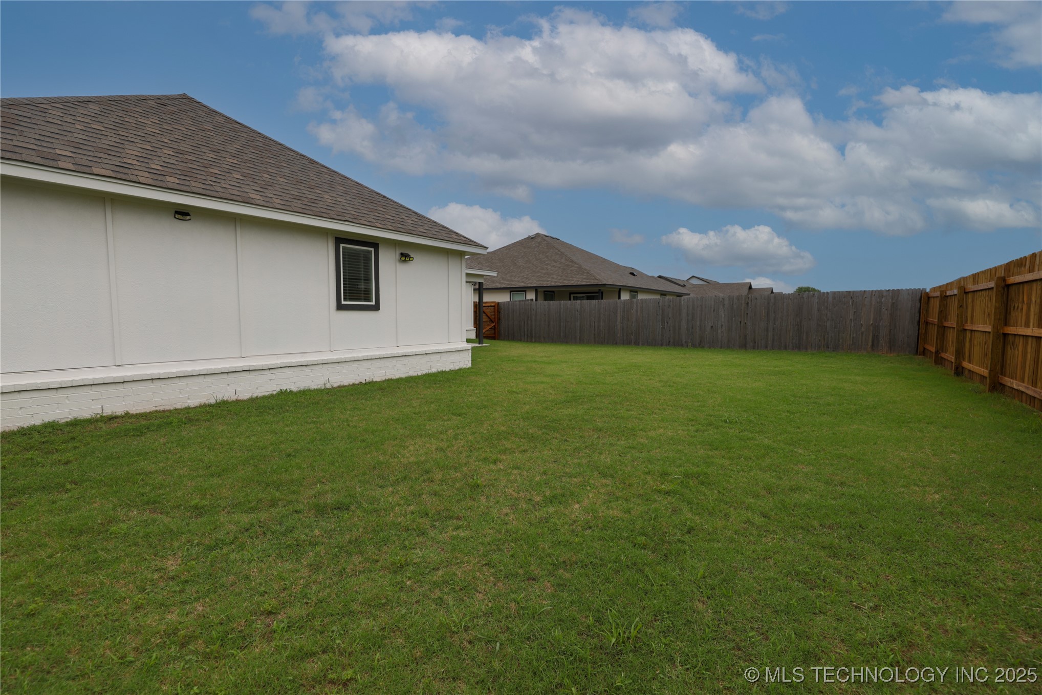 9516 E 131st Place S