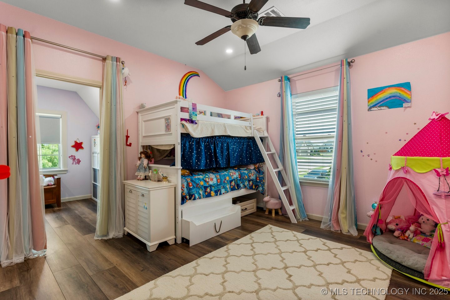 218 E 128th Street S