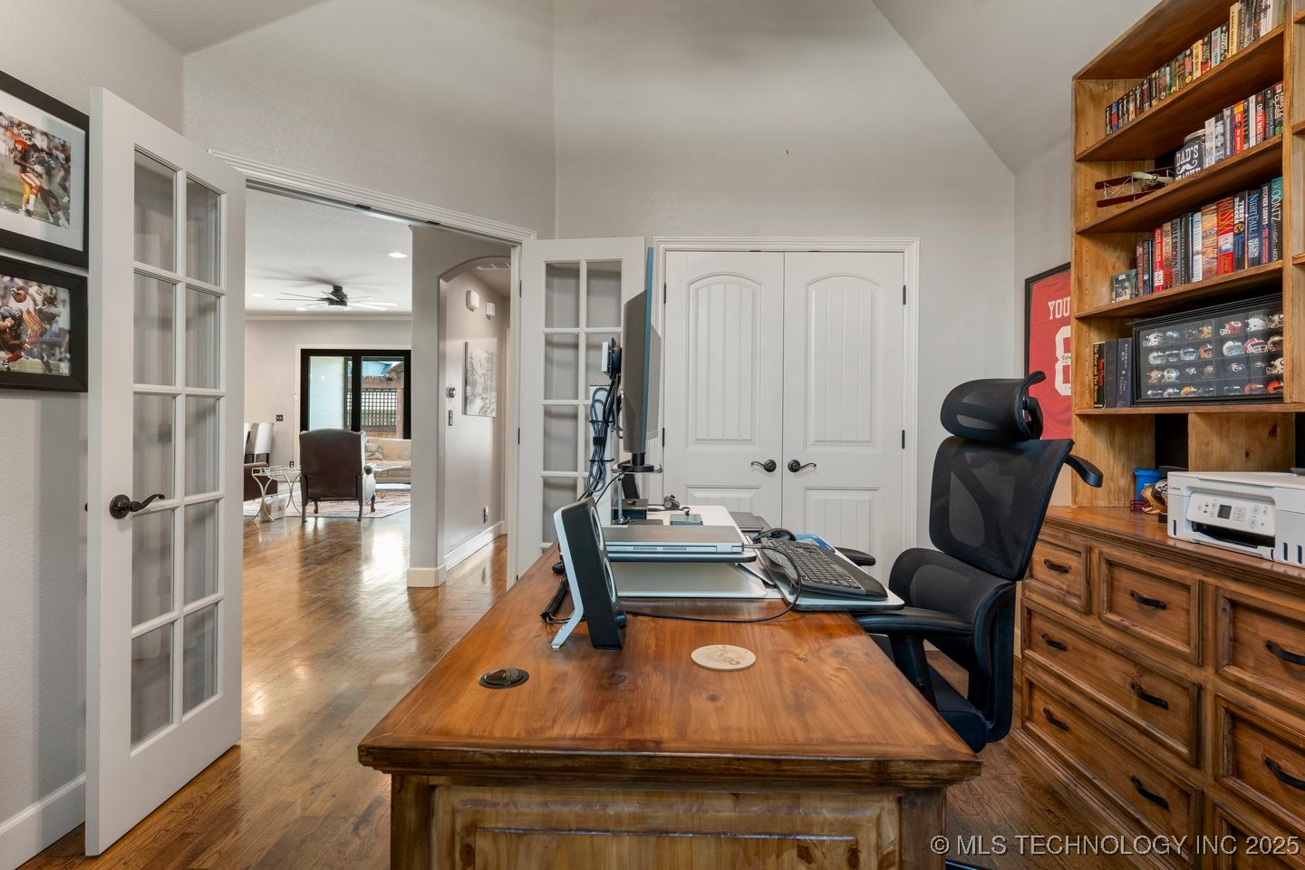 218 E 128th Street S