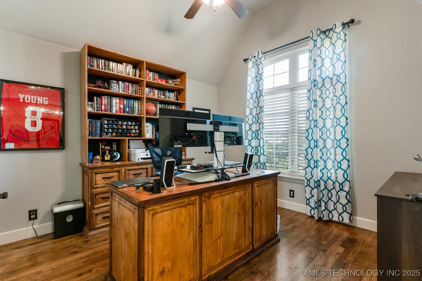 218 E 128th Street S