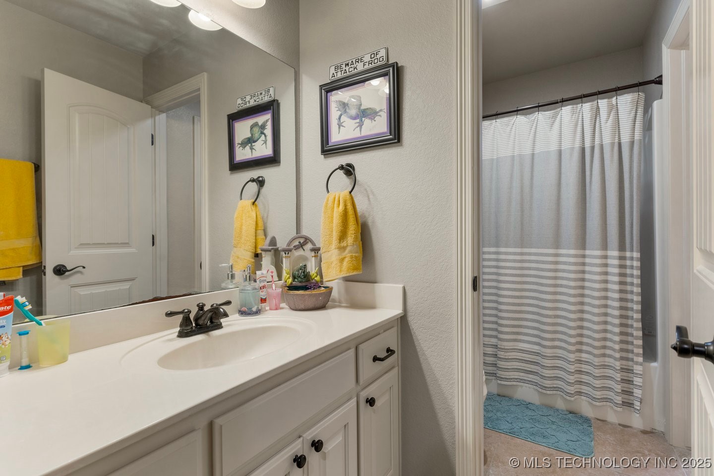 218 E 128th Street S