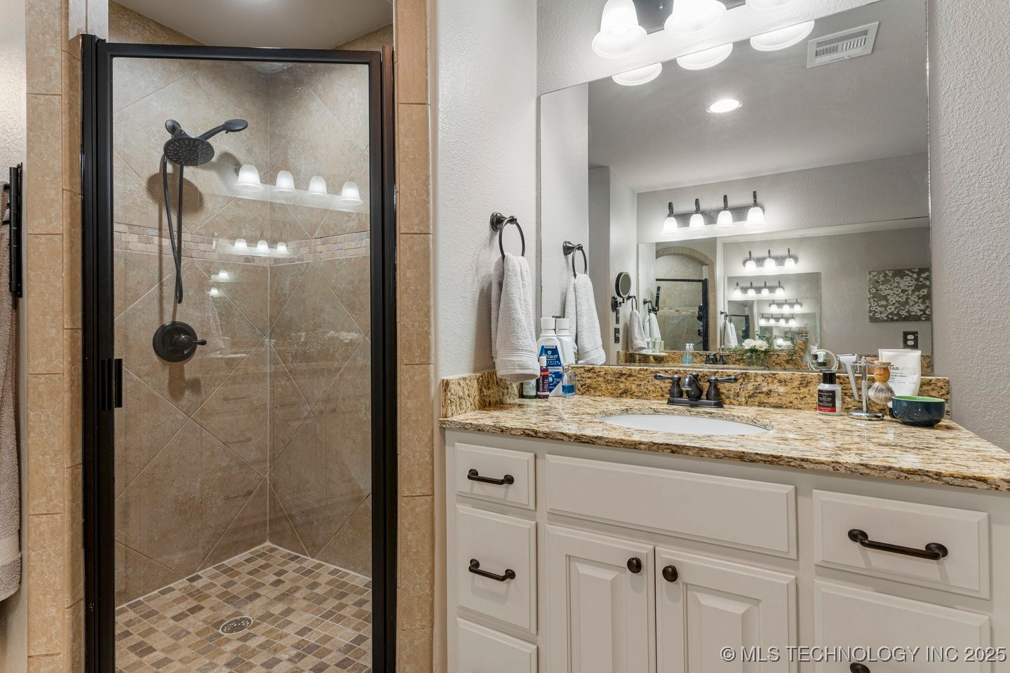 218 E 128th Street S