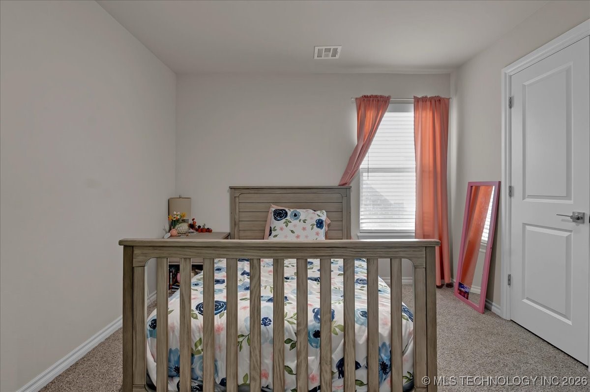 4623 S Chestnut Avenue