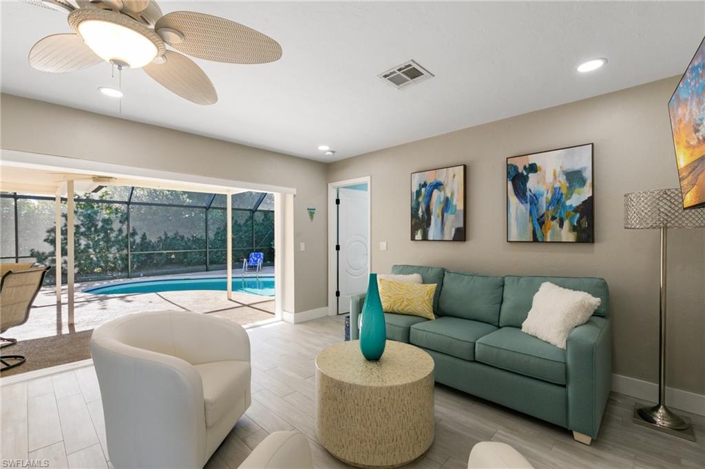 230 Pine Valley CIR