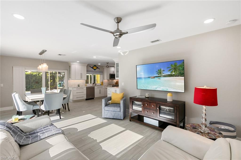 230 Pine Valley CIR