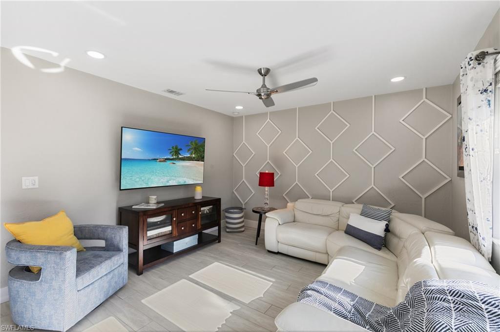 230 Pine Valley CIR
