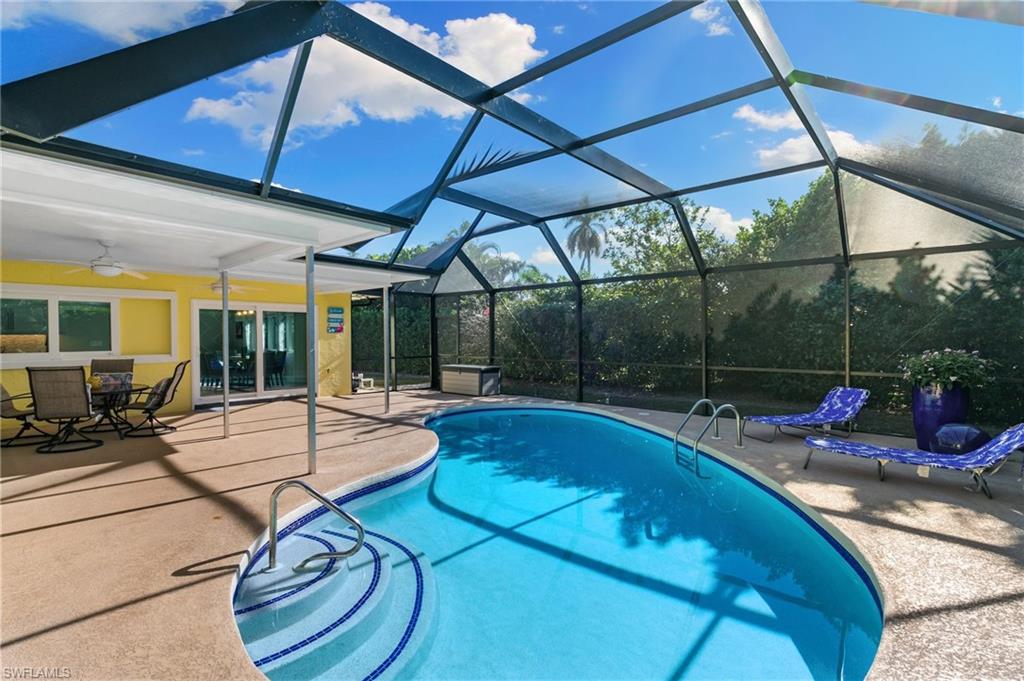230 Pine Valley CIR
