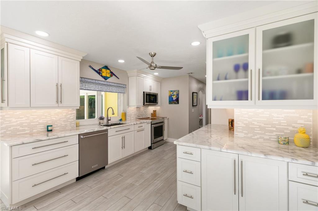230 Pine Valley CIR