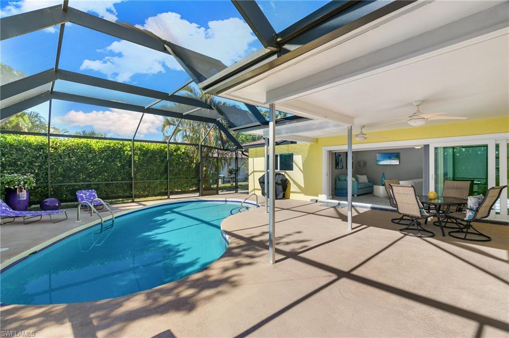 230 Pine Valley CIR