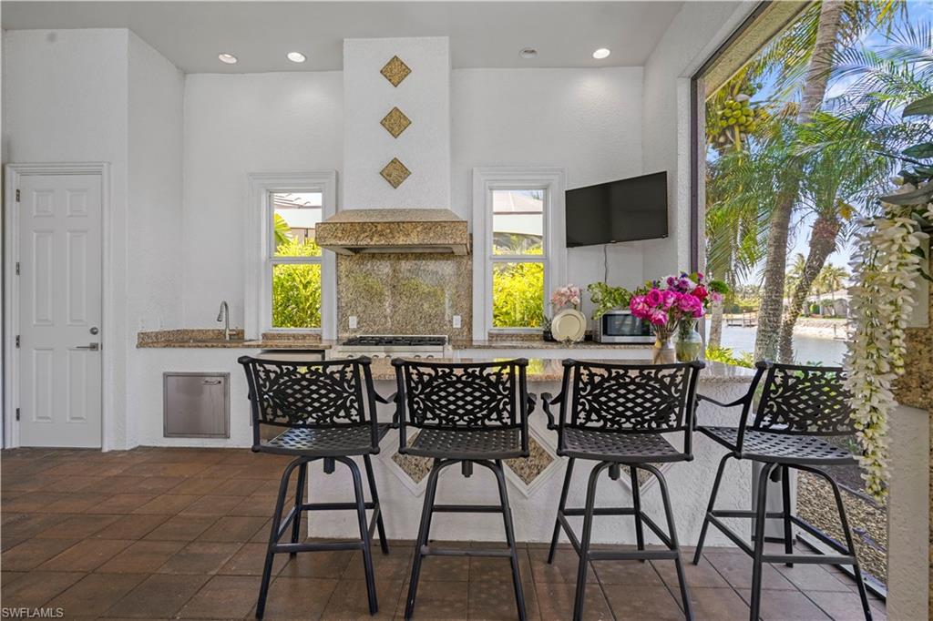 10371 Via Anacapri CT
