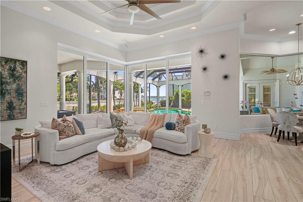 10371 Via Anacapri CT