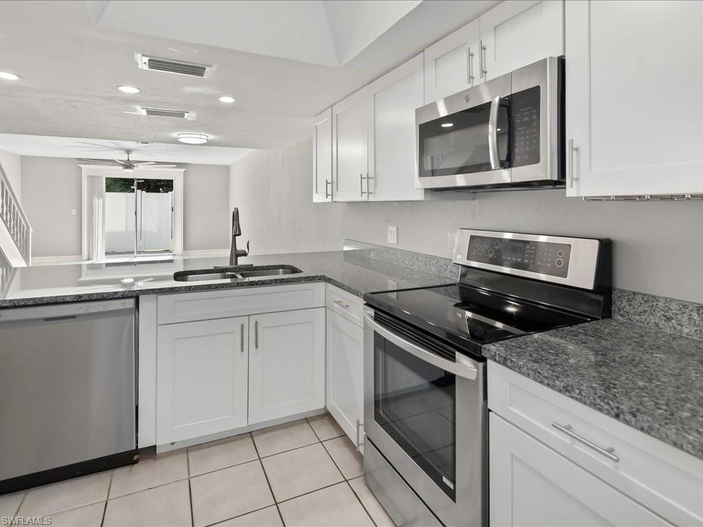 4641 SW Santa Barbara PL # 6