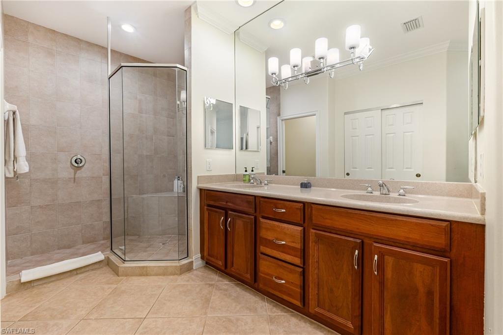 2001 Tarpon Bay DR N # 202