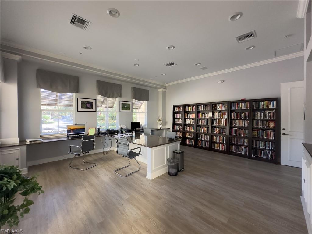 2001 Tarpon Bay DR N # 202