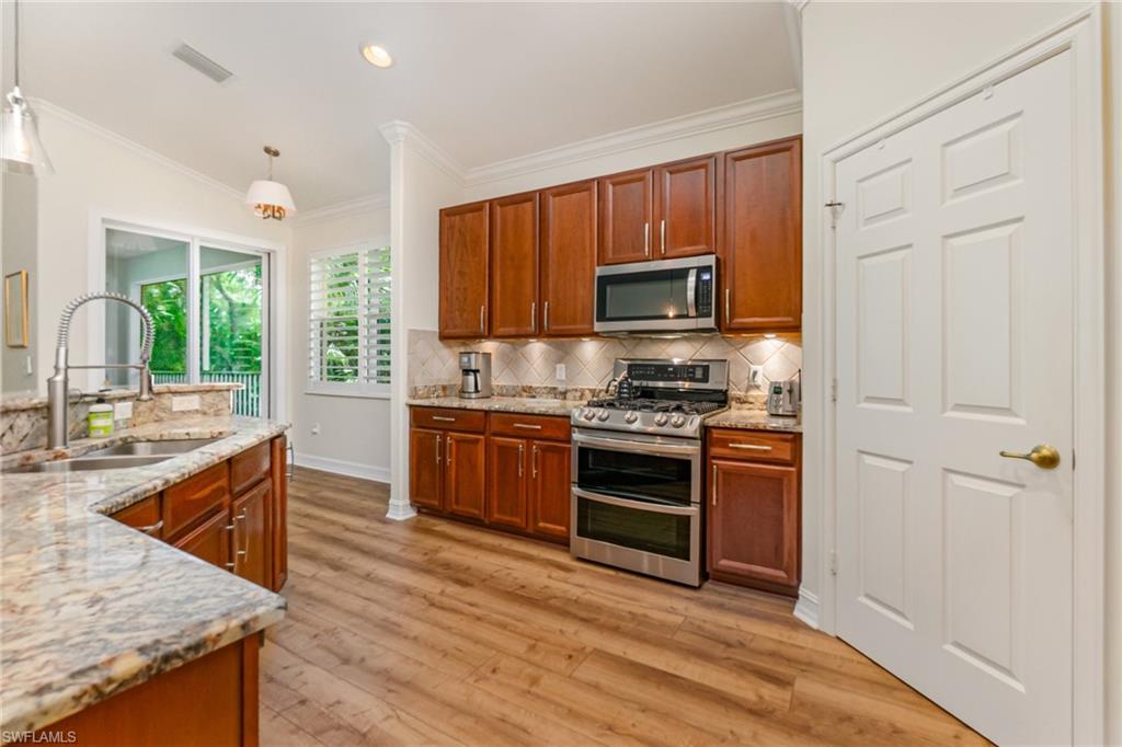 2001 Tarpon Bay DR N # 202