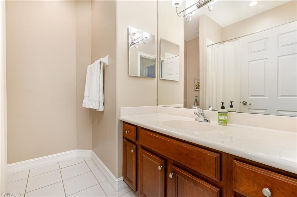 2001 Tarpon Bay DR N # 202