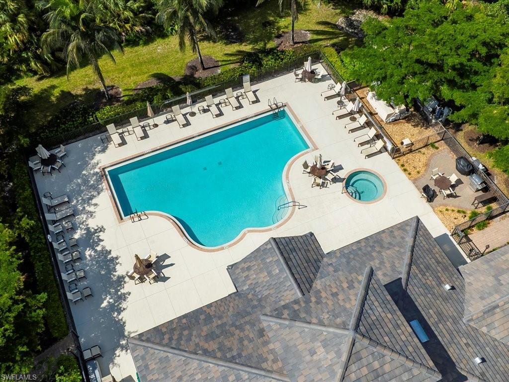 7832 Hawthorne DR # 1902, NAPLES Unit: 1902