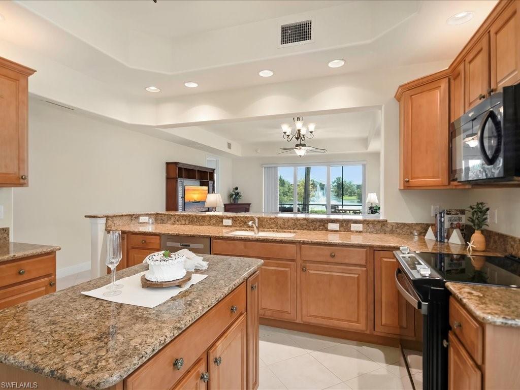 7832 Hawthorne DR # 1902, NAPLES Unit: 1902