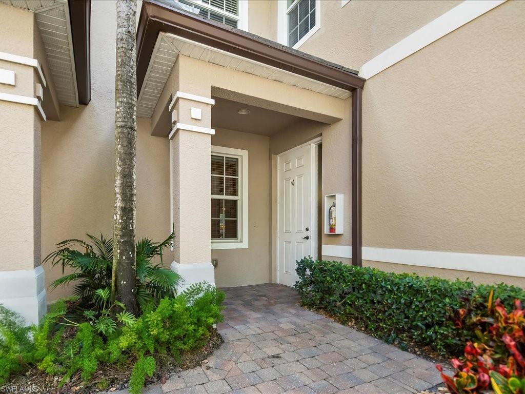 7832 Hawthorne DR # 1902, NAPLES Unit: 1902