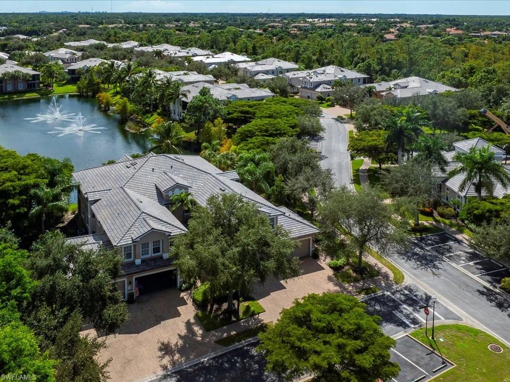 7832 Hawthorne DR # 1902, NAPLES Unit: 1902