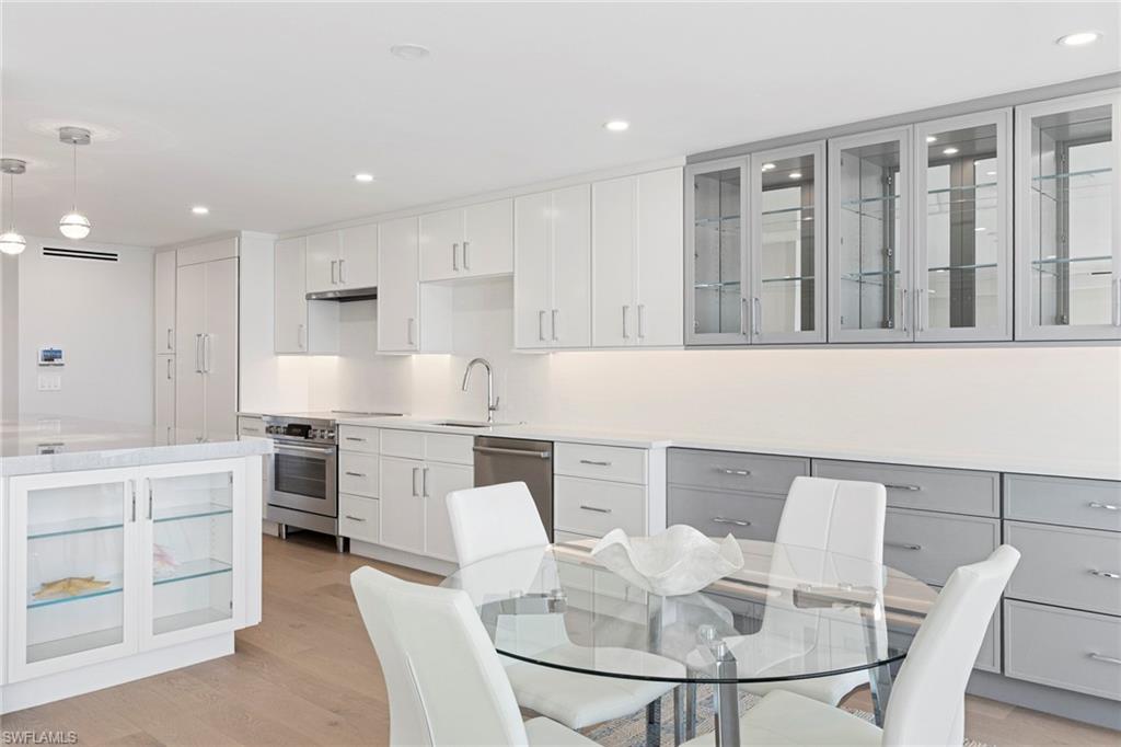 2382 Gulf Shore BLVD N 502