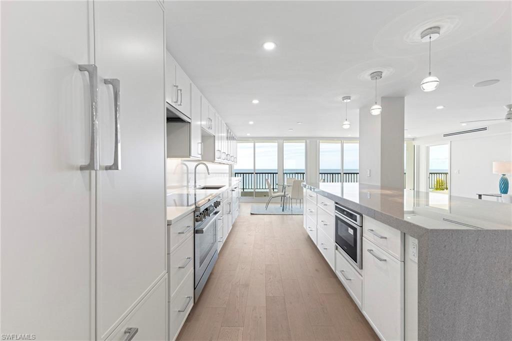 2382 Gulf Shore BLVD N 502