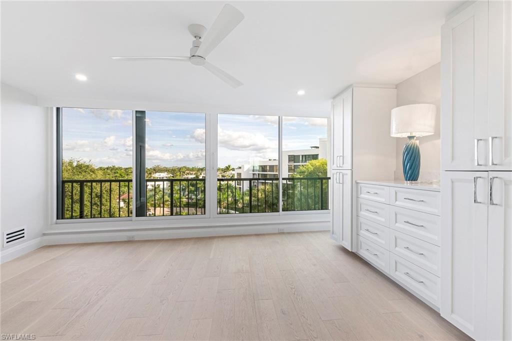 2382 Gulf Shore BLVD N 502