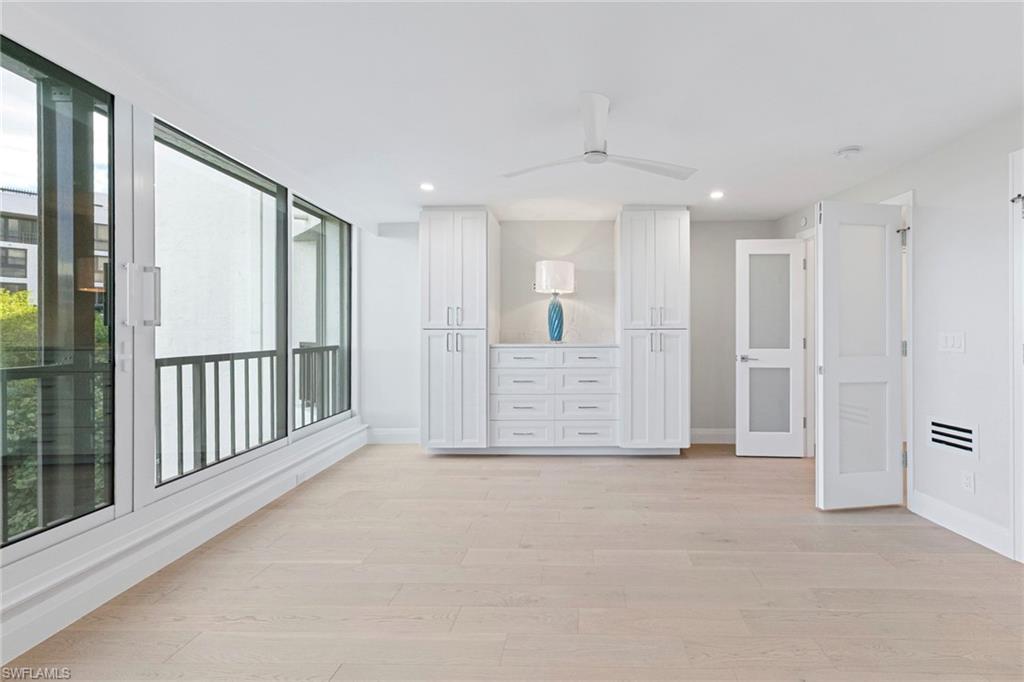 2382 Gulf Shore BLVD N 502