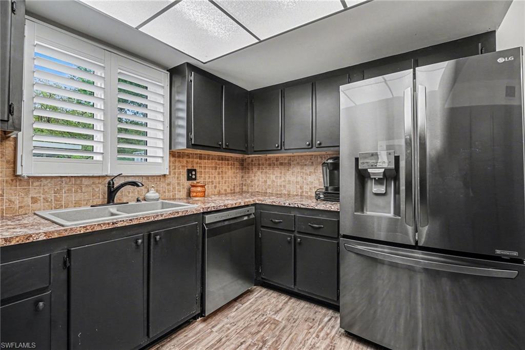 215 Cypress WAY E E2