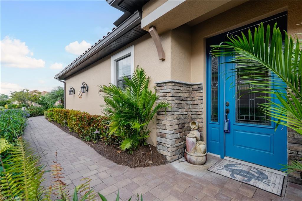 8438 Volaro WAY