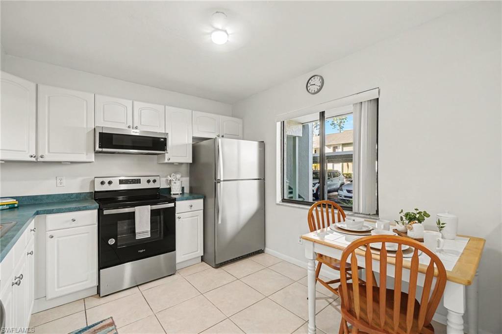 3006 Kings Lake BLVD 3006