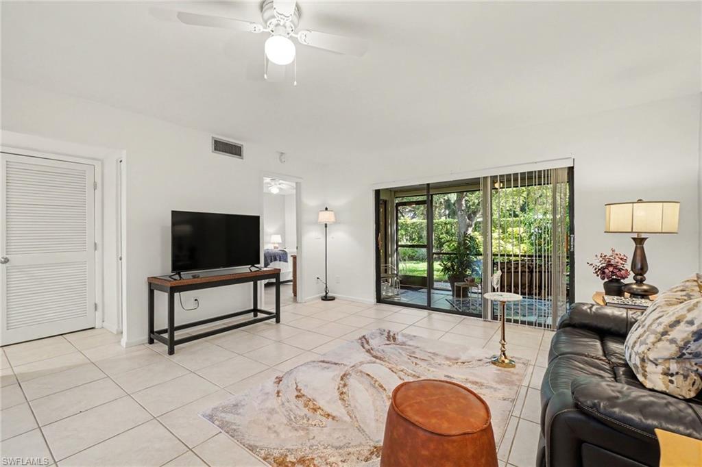 3006 Kings Lake BLVD 3006