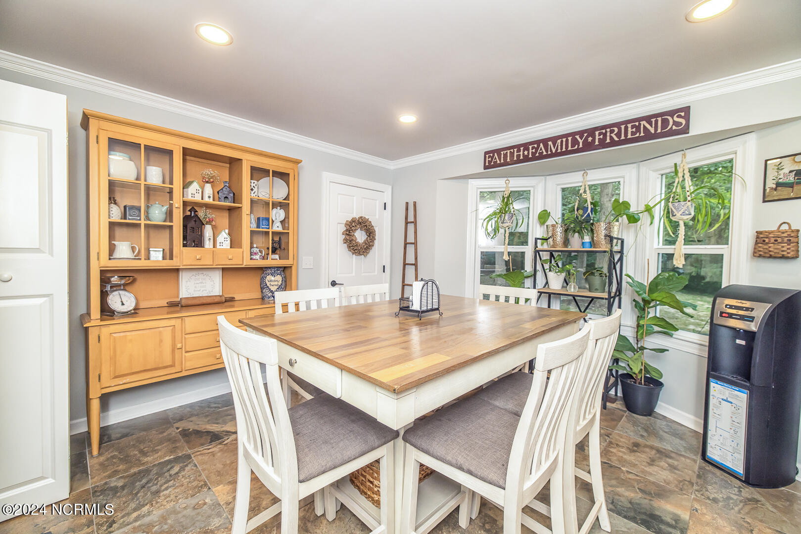 401 Porters Neck Road