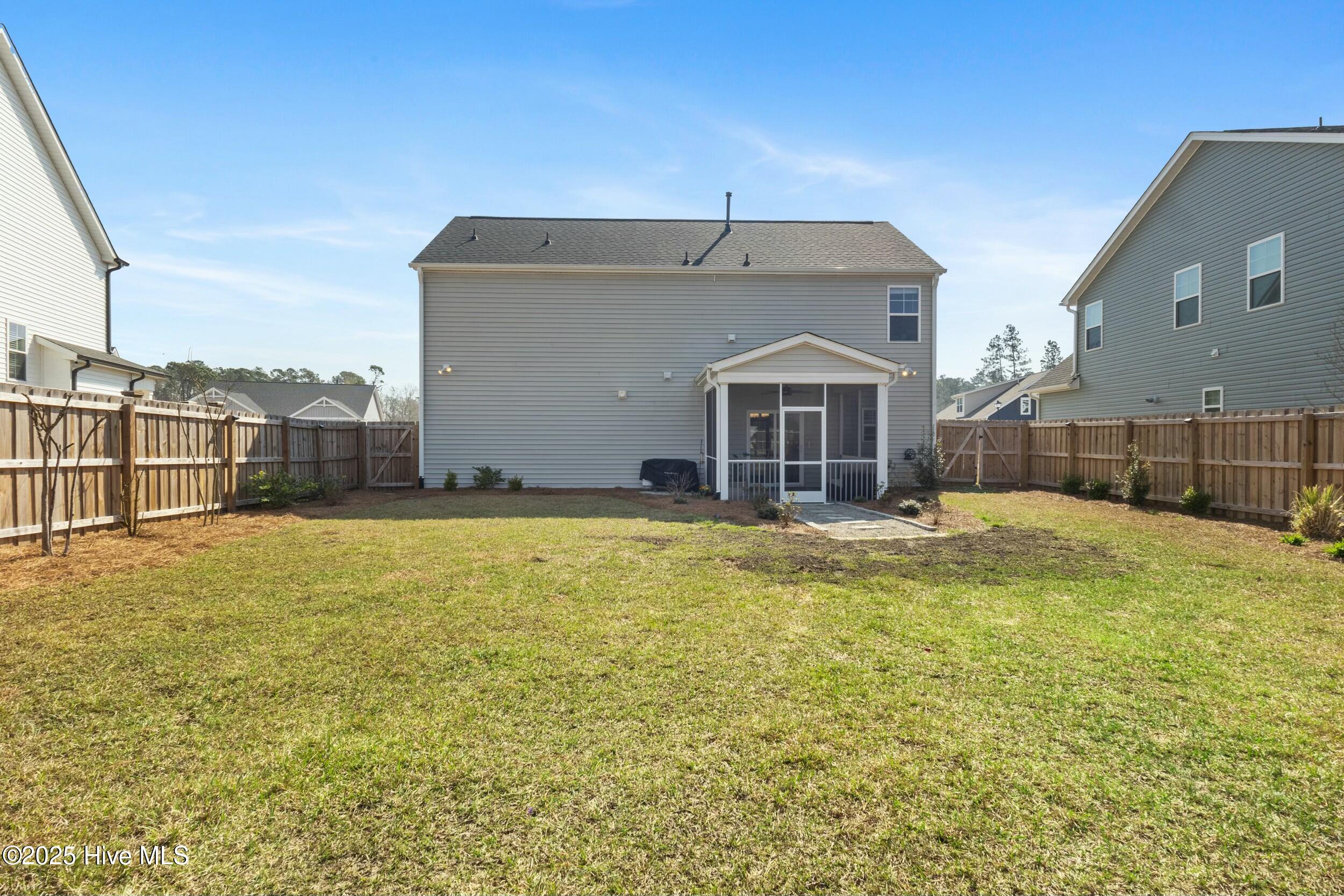 2697 Longleaf Pine Circle