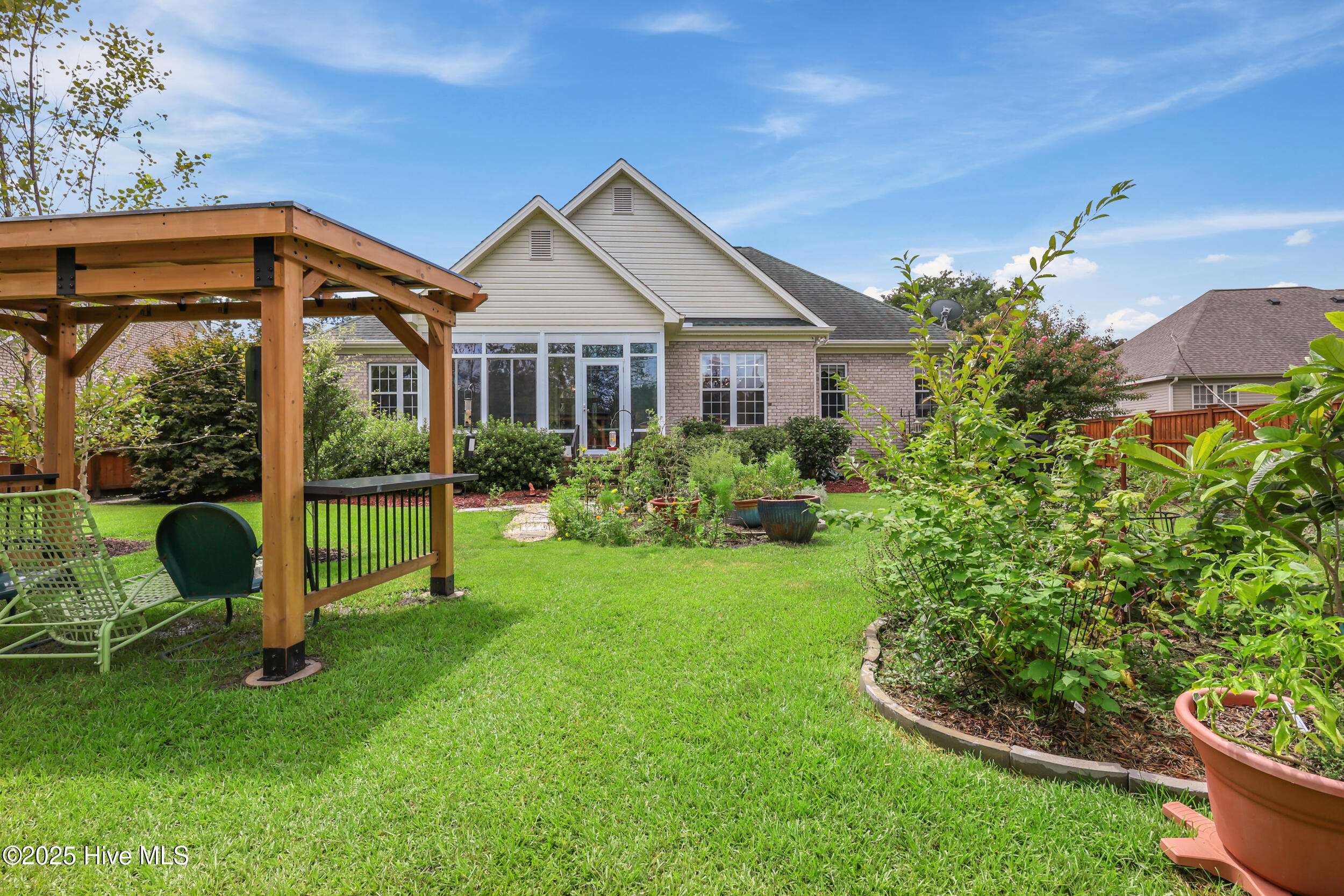 1612 Grandiflora Drive