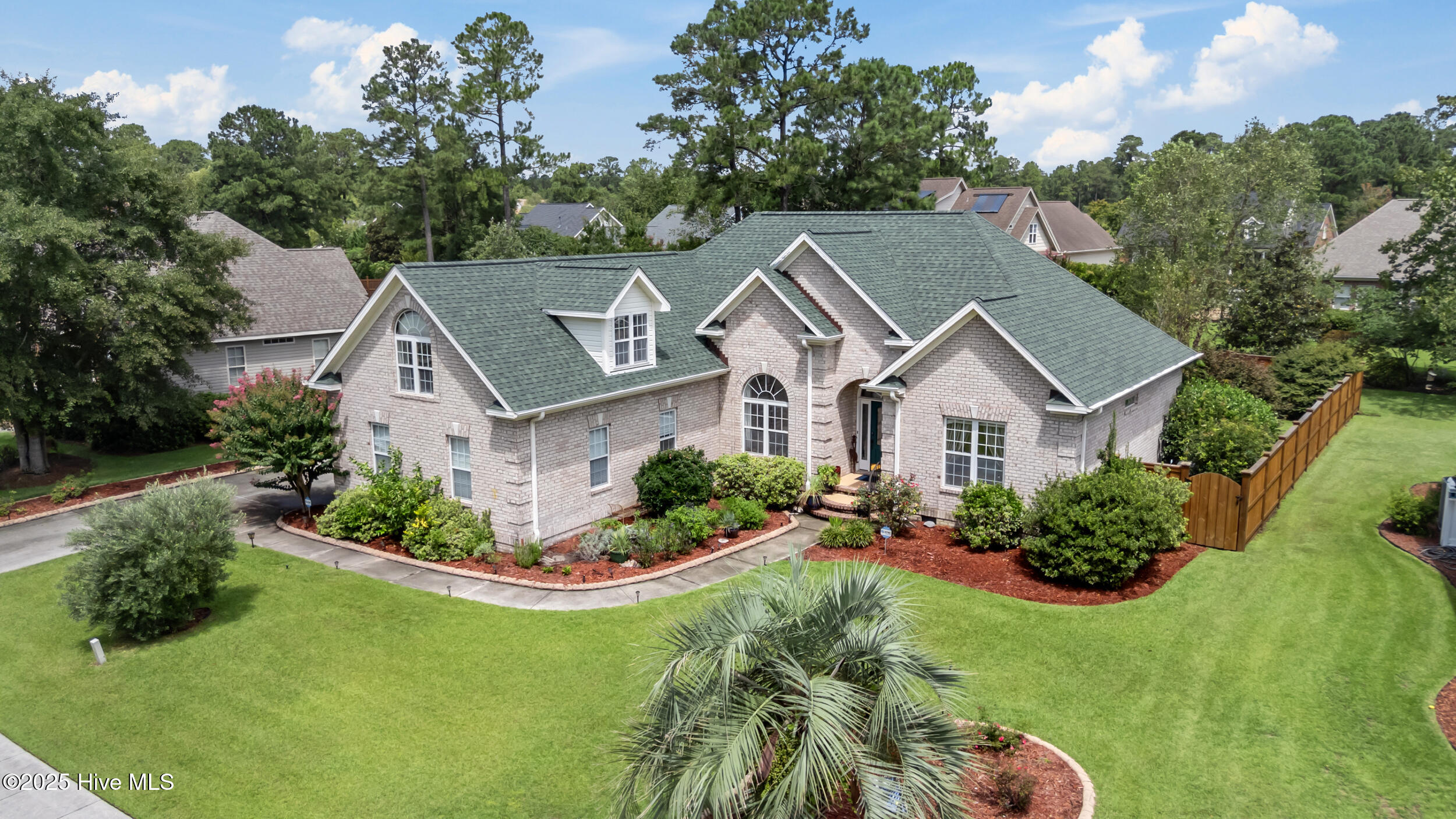 1612 Grandiflora Drive