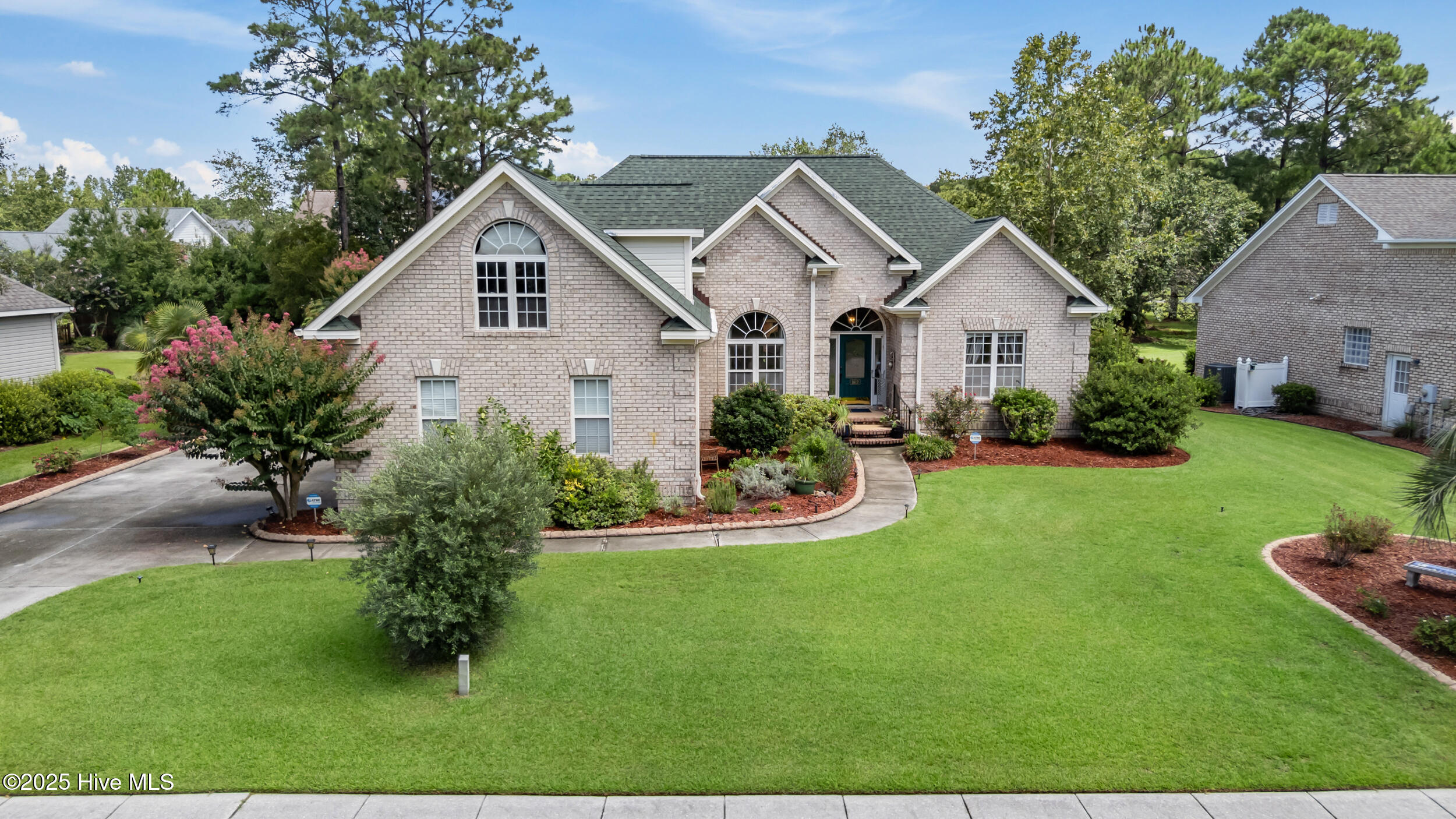 1612 Grandiflora Drive