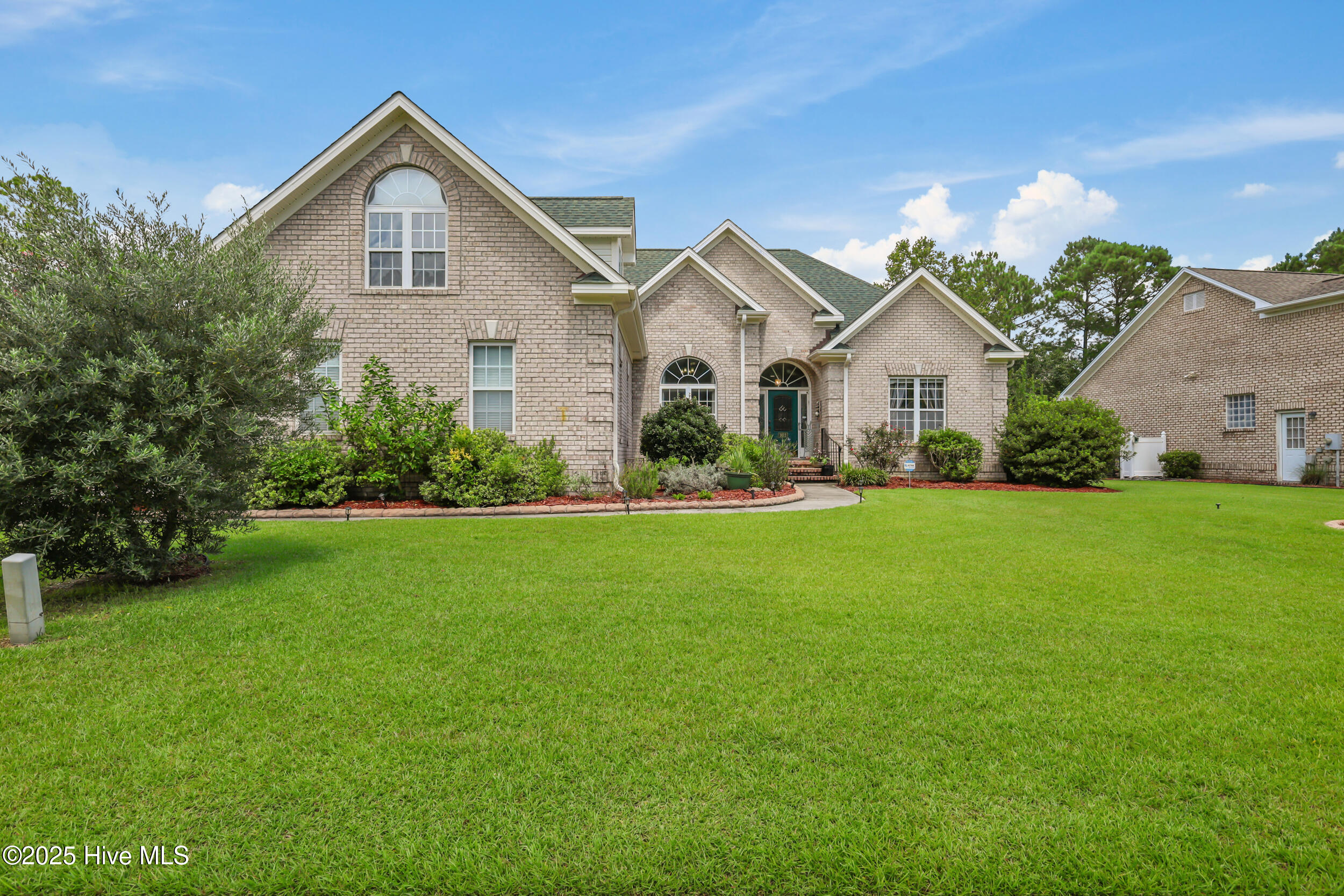 1612 Grandiflora Drive