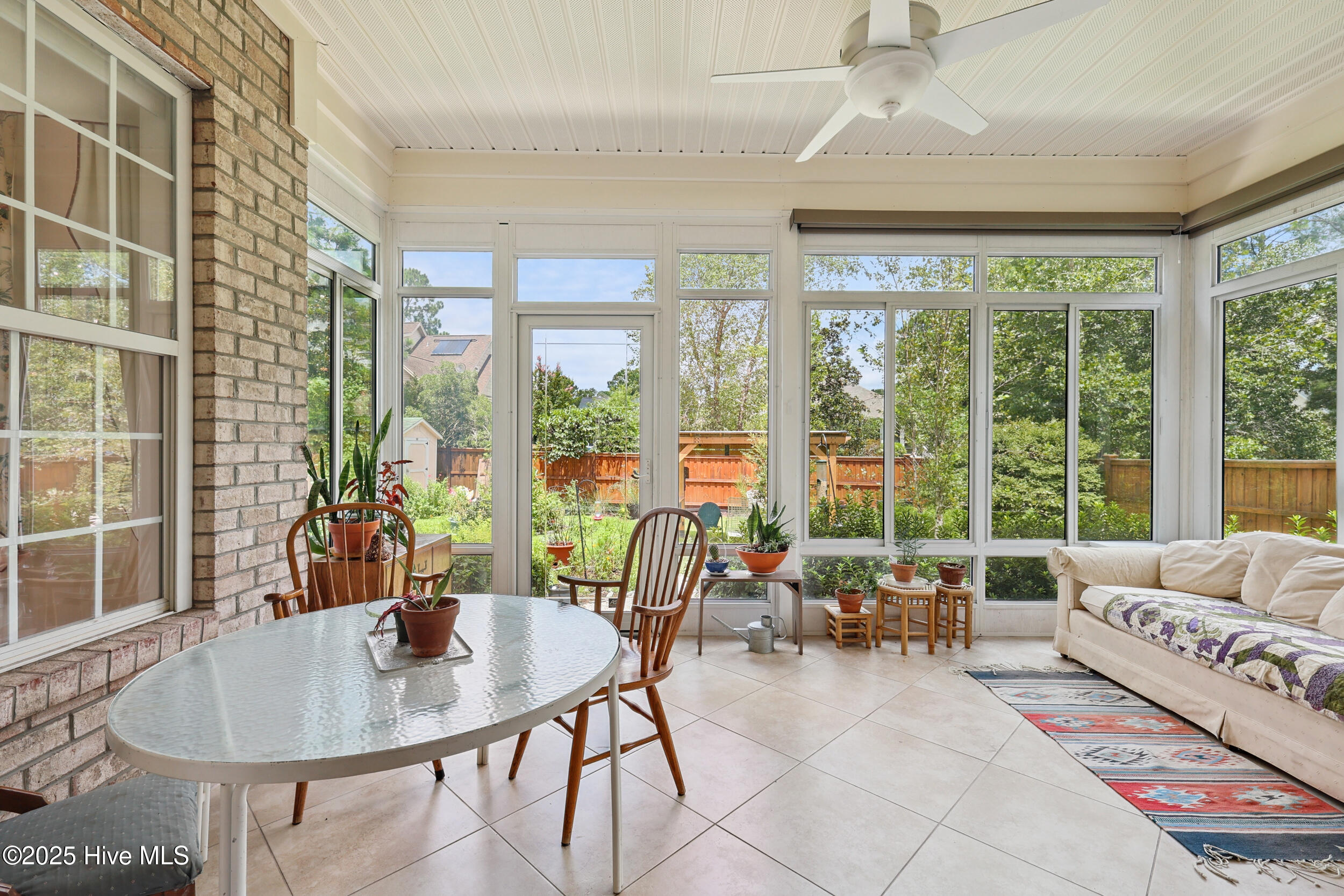 1612 Grandiflora Drive