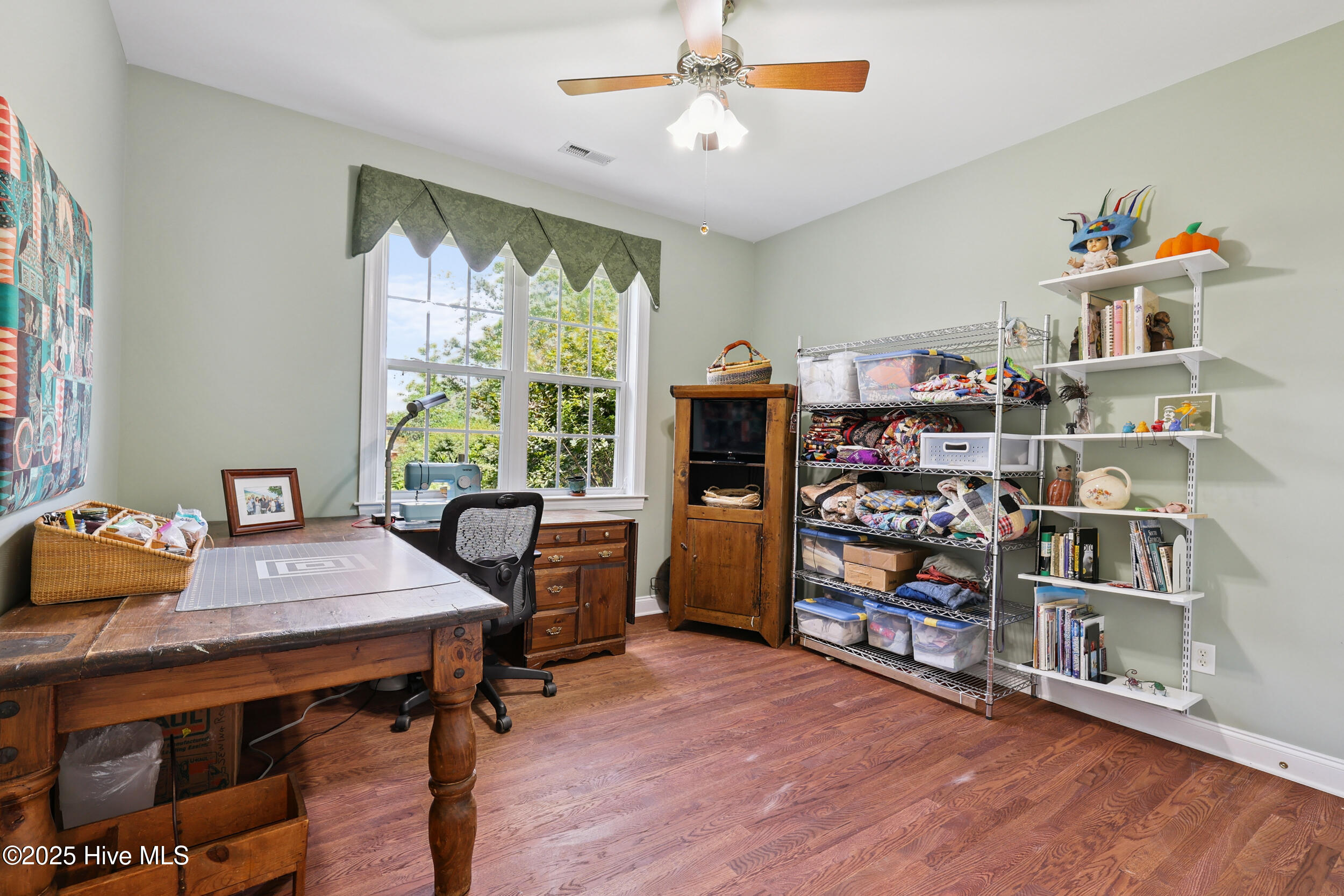 1612 Grandiflora Drive