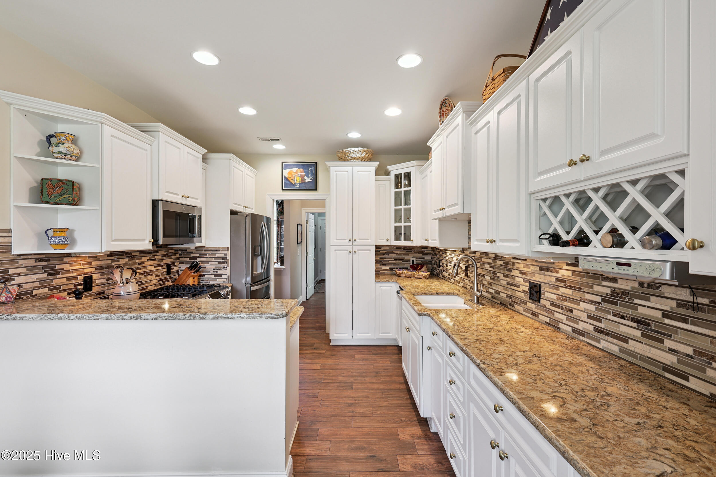 1612 Grandiflora Drive