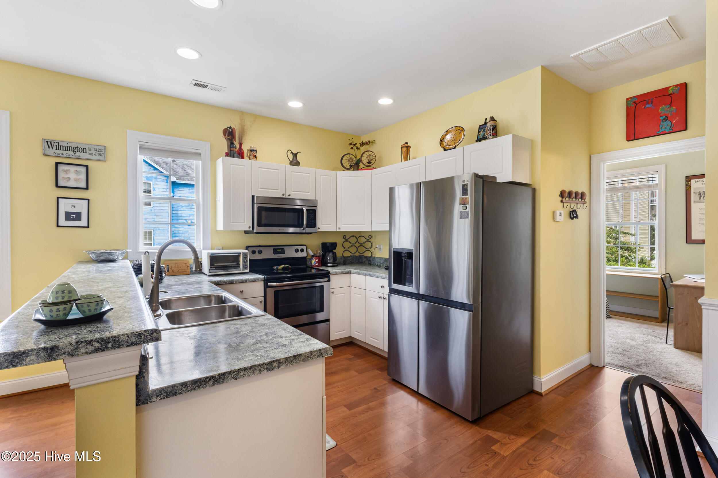 1512 Snapper Lane, 1