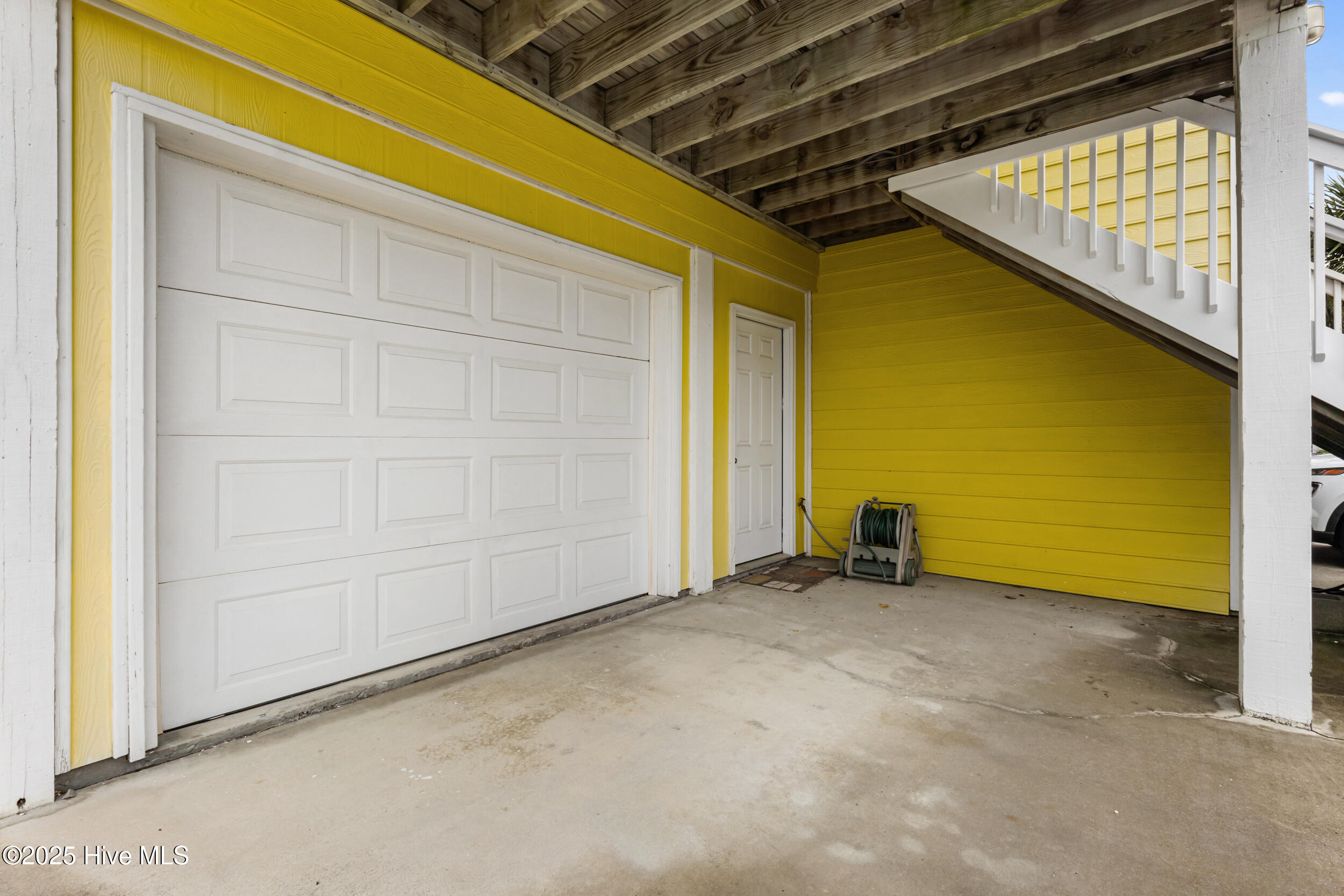 1512 Snapper Lane, 1
