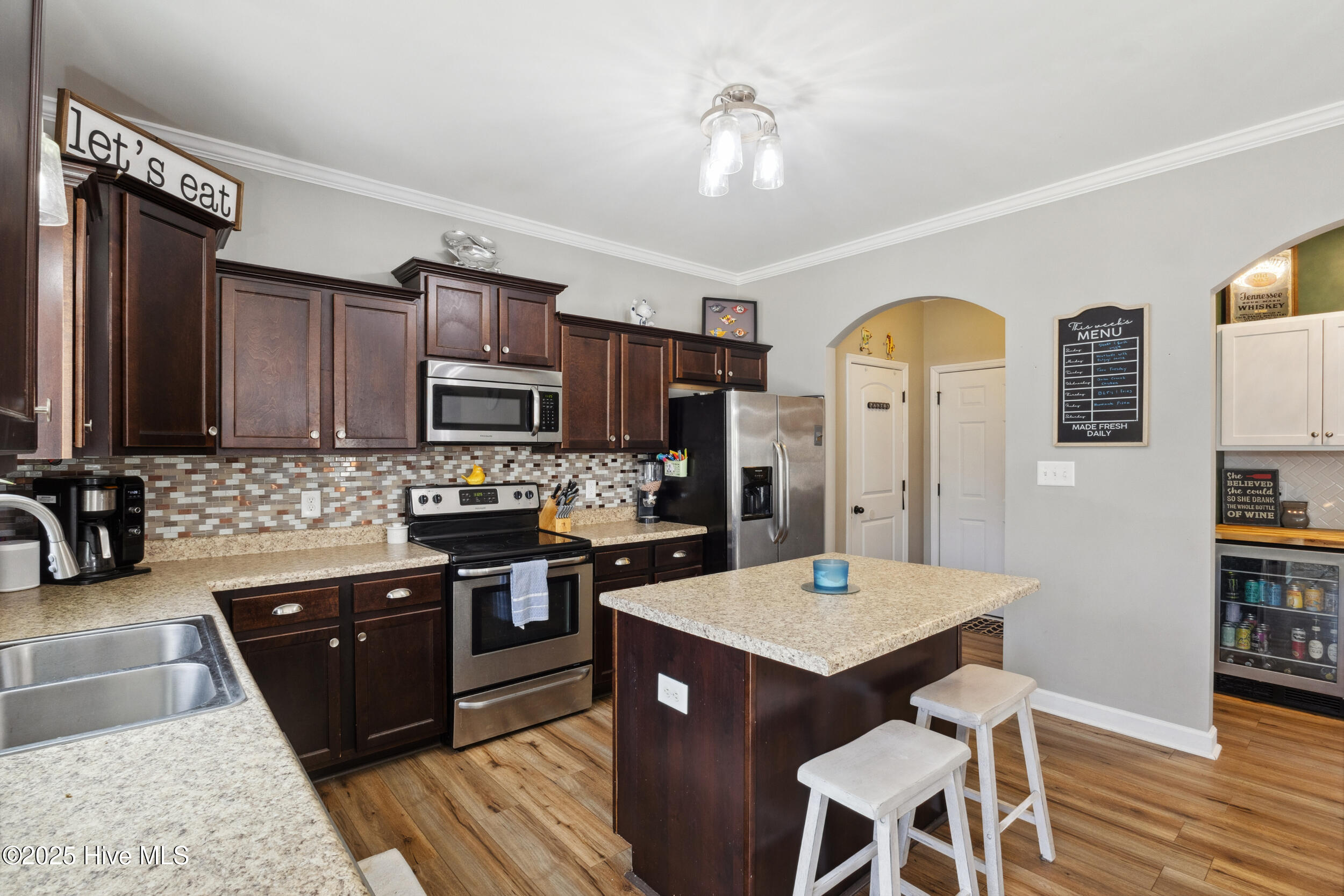 157 Bridgeport Drive