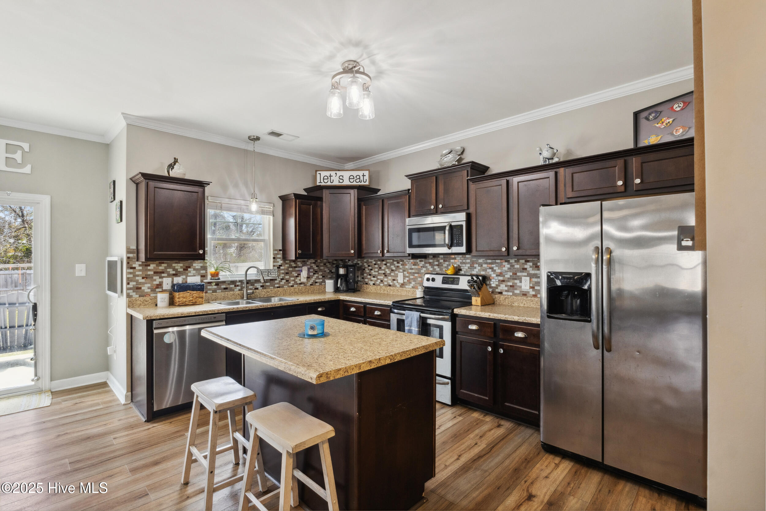 157 Bridgeport Drive