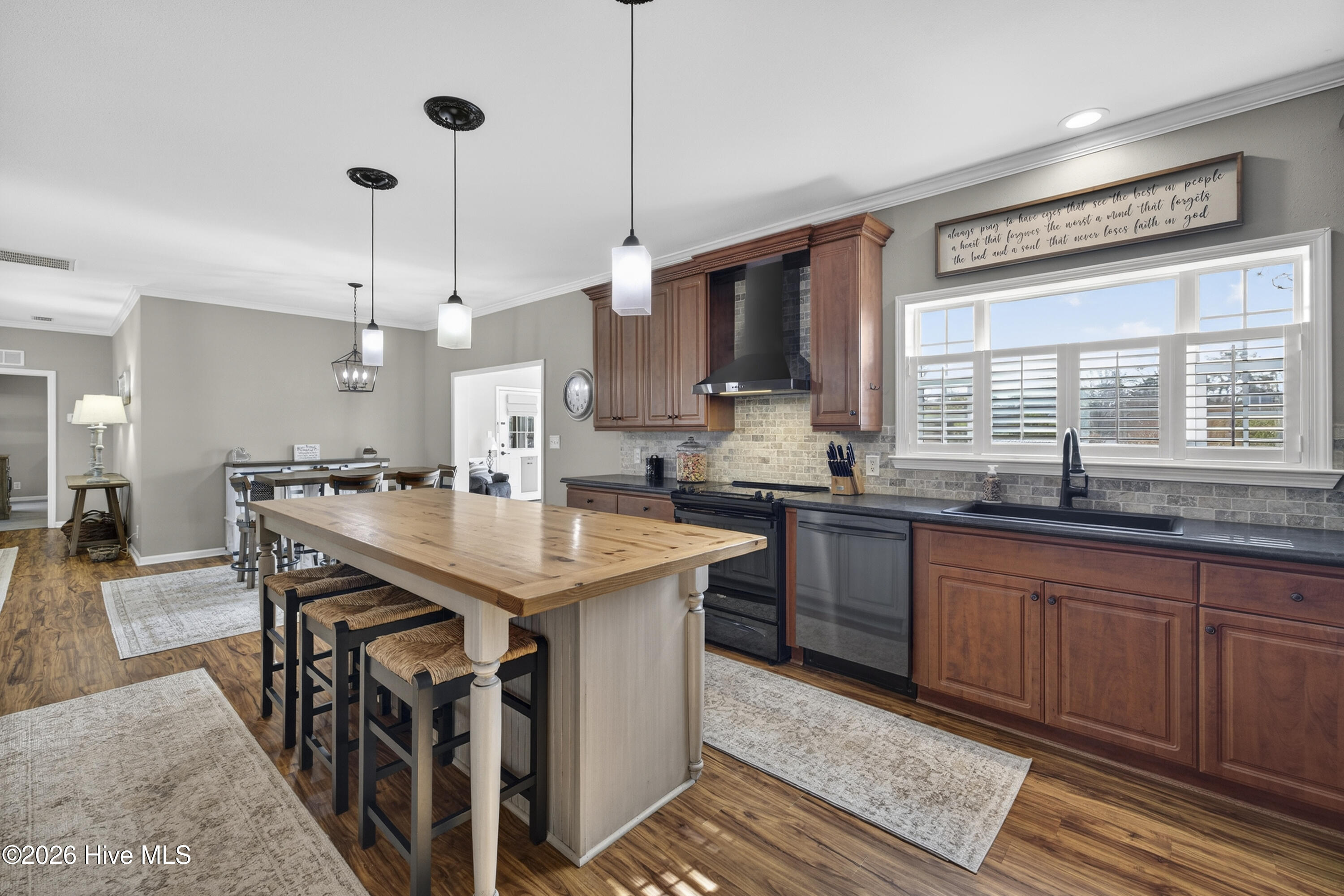 613 Long Leaf Acres Drive