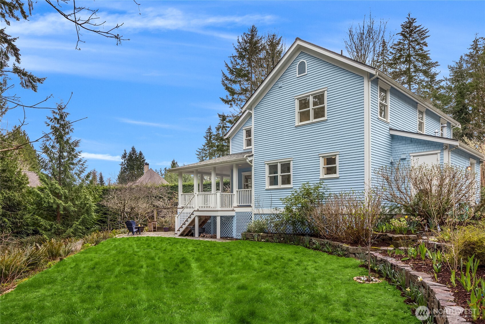 11138 Fairmont Lane NE