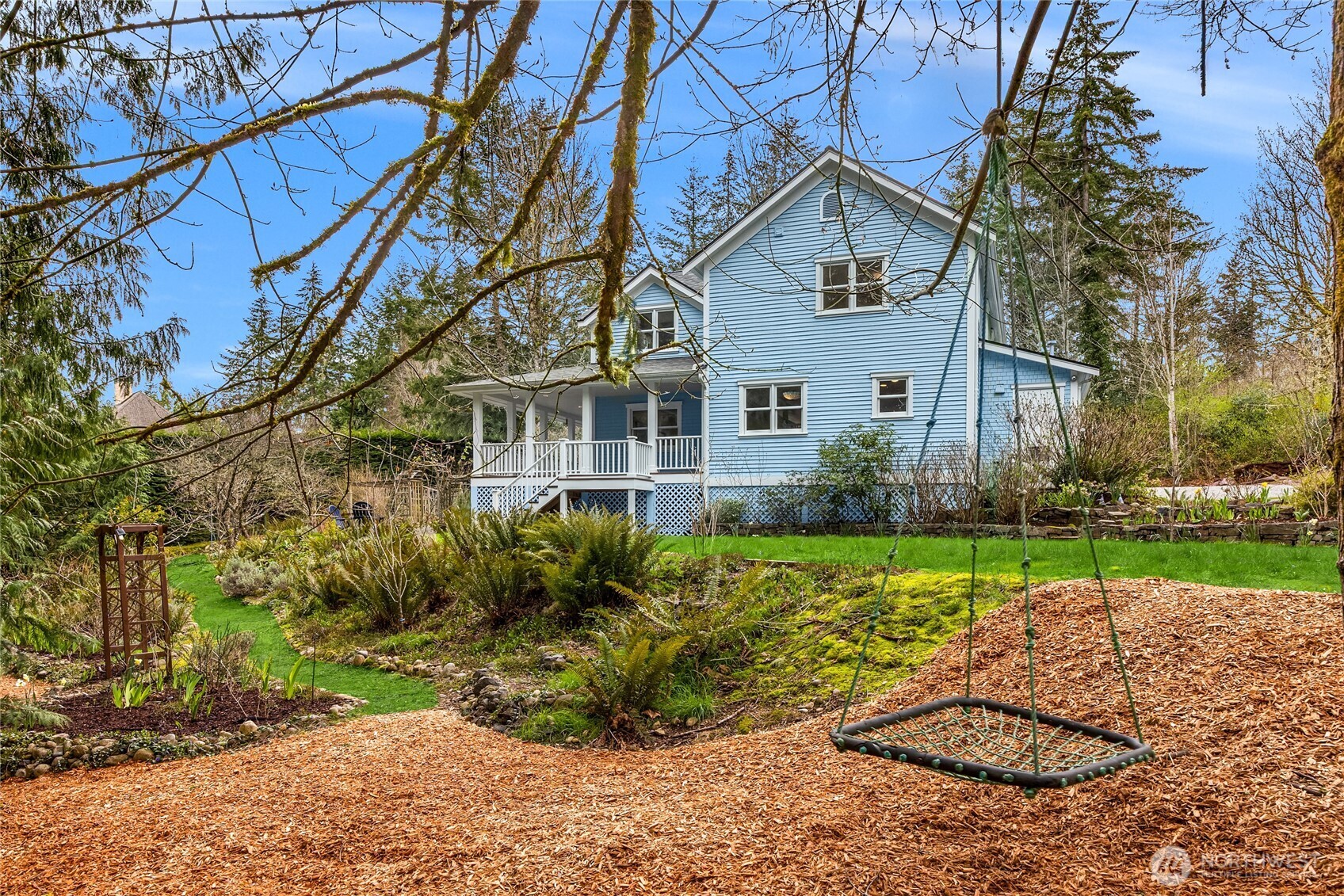 11138 Fairmont Lane NE